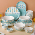 Dinner sets (plates, bowls)